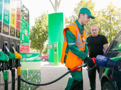 АКЦИЗНЫЕ МАНЕВРЫ И ЦЕНОВЫЕ ВОЙНЫ РОССИЙСКОГО БЕНЗИНА