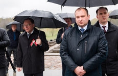 ЭТО НУЖНО ЖИВЫМ