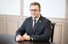 Поздравление председателя концерна «Белнефтехим» с 8 Марта