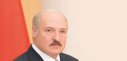 Президент Беларуси поздравил соотечественниц с Днем женщин