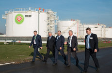 Председатель концерна «Белнефтехим» Андрей Рыбаков посетил «Минскоблнефтепродукт» 