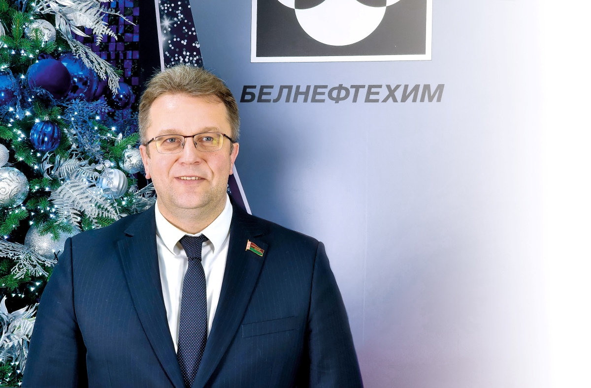 Поздравление председателя концерна «Белнефтехим» с Новым годом и Рождеством