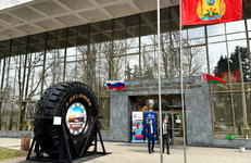 «Белшина» демонстрирует 3,6-метровую шину на московской ВДНХ 