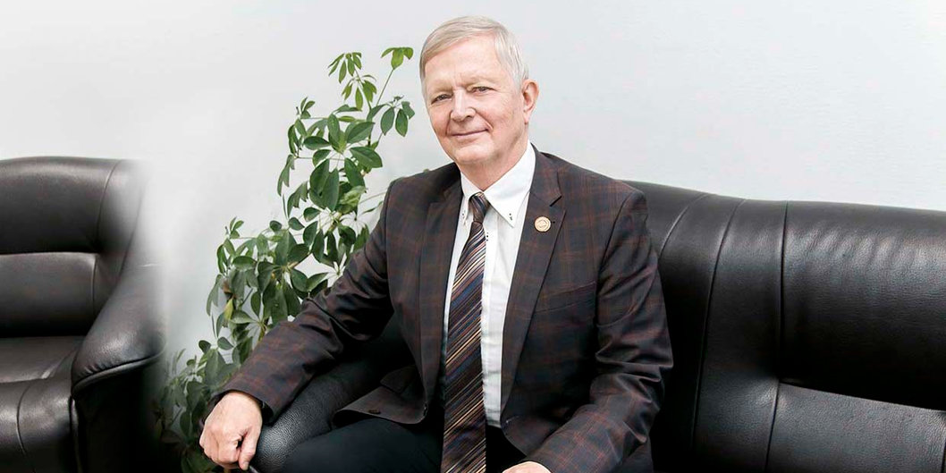 ХИМИЯ — НА СТЫКЕ НАУК