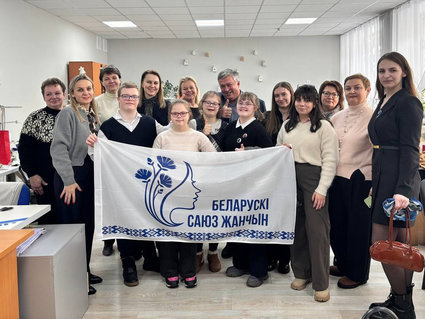 Подарки и тепло для «ЗдольныЯ»