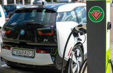 «Белоруснефть» создает единое приложение для ЭЗС