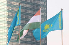 Венгрия и Казахстан намерены сотрудничать в сфере нефтегазохимии