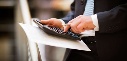 С 2026 года в Беларуси изменилось налогообложение сувениров и памятных подарков