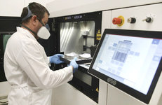 Способ получения биоразлагаемых полиэфиров для имплантов разработали российские ученые