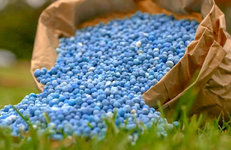 Беларусь и Азербайджан договорились о совместном производстве комплексных удобрений