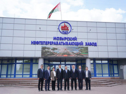 Мозырский НПЗ посетила делегация из Китая