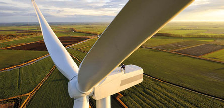 Возобновляемая энергетика становится самым быстро развивающимся видом генерации 