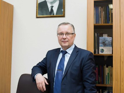 НАУКА В ЦЕНТРЕ