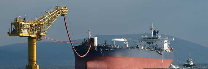 Безопасно ли использовать старые танкеры для транспортировки нефти? Спойлер: возраст перевозкам не помеха