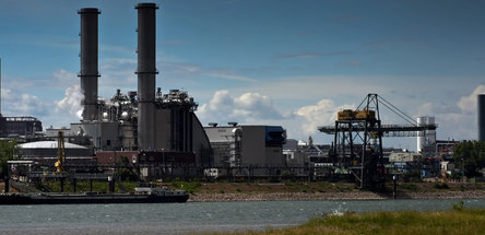 В феврале переработка нефти в РФ выросла