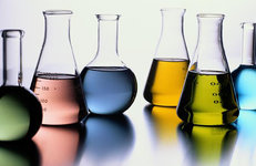 В Беларуси утверждены правила охраны труда при работе с опасными химвеществами