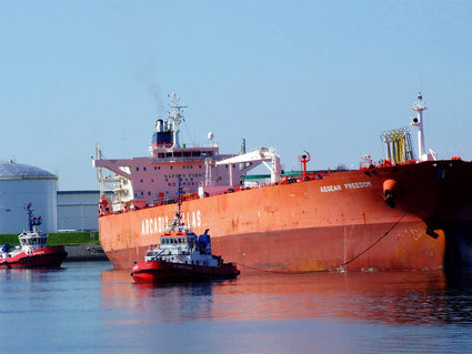 Третий танкер с 90 тыс. т нефти для Мозырского НПЗ прибудет в «Южный» 23 марта