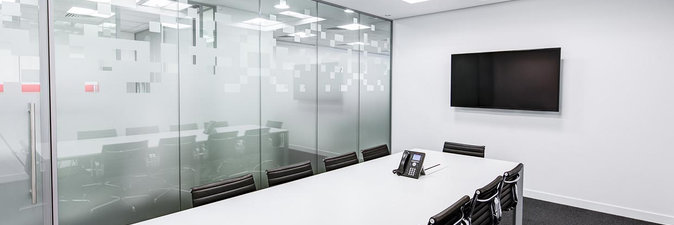 Число банкротств нефтяных компаний в Канаде и США выросло на 50%