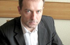 КТО СТРОИТ - ТОТ ЖИВЕТ