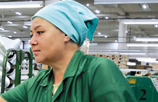 Труд работницы «Полоцк-Стекловолокна» отмечен Грамотой Совета Министров