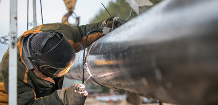 Белорусские нефтяники реконструируют газопровод Вишанка - Давыдовка