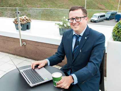 СПЛЕТАЯ В СЕТЬ ЦЕПОЧКУ ЦЕННОСТЕЙ