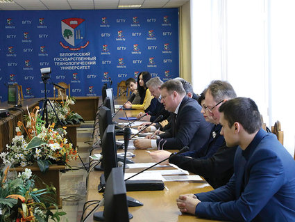 ШИННАЯ ПРОМЫШЛЕННОСТЬ КРУПНЫМ ПЛАНОМ: планы развития белорусской шинной промышленности