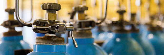 «Нафтан» и «Полимир» отгрузили первые баллоны с кислородом