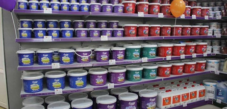 НОВЫЙ ФИРМЕННЫЙ МАГАЗИН ЛИДСКОЙ «ЛАКОКРАСКИ»: все оттенки яркого в одном месте