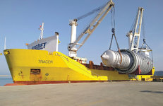 ЧЕТЫРЕ МОРЯ И ДНЕПРОВСКИЕ ПОРОГИ преодолело крупногабаритное оборудование для ОАО «Мозырский НПЗ»