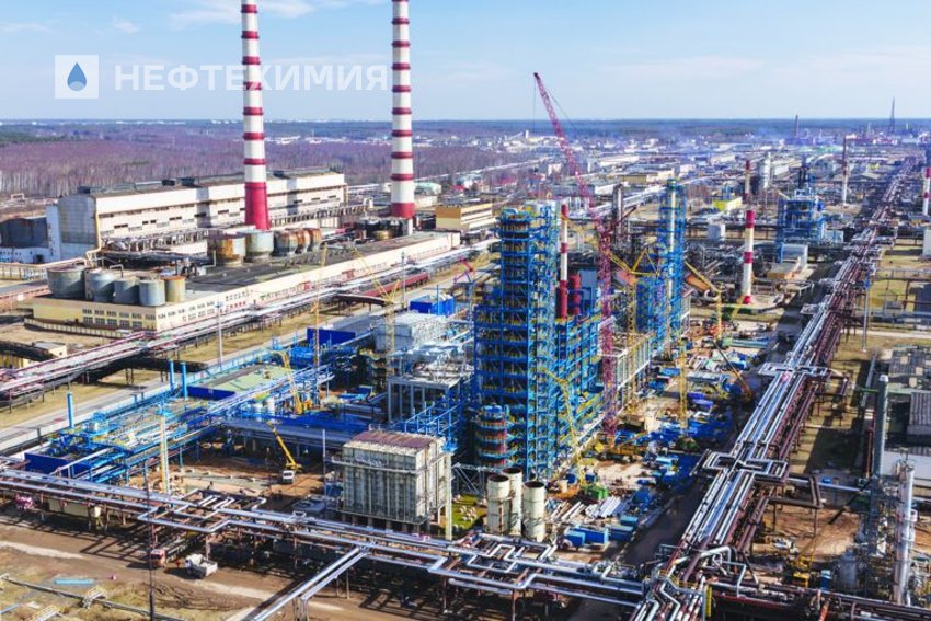 «НАФТАН» УСКОРЯЕТ ЗАМЕДЛЕННОЕ КОКСОВАНИЕ