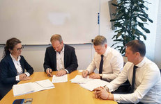 PANASONIC: ПОЛОЦКИЙ ИНТЕРЕС