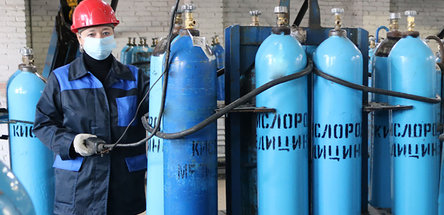 «СветлогорскХимволокно» отгружает кислород в медучреждения региона