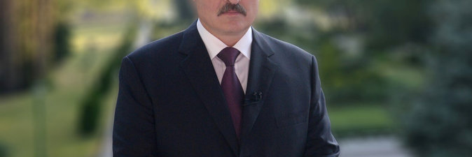 Александр Лукашенко поздравил соотечественниц с Днем матери