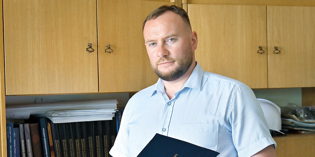 СЛАЖЕННАЯ РАБОТА