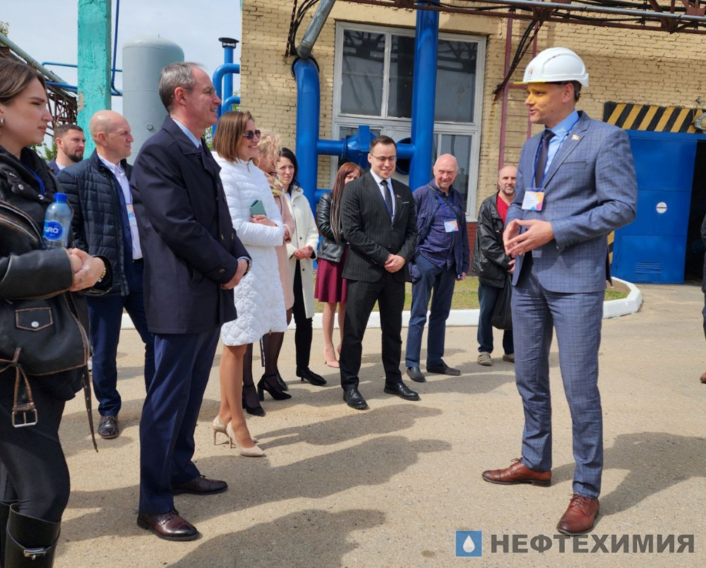 На «Лакокраске» прошла контактно-кооперационная биржа
