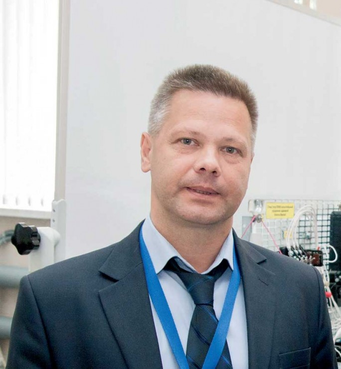 Александр БЕЛОДЕД, ведущий инженер отдела главного энергетика ОАО «Гомельтранснефть Дружба», председатель конкурсной комиссии профессии «электромонтер по РиОЭ»