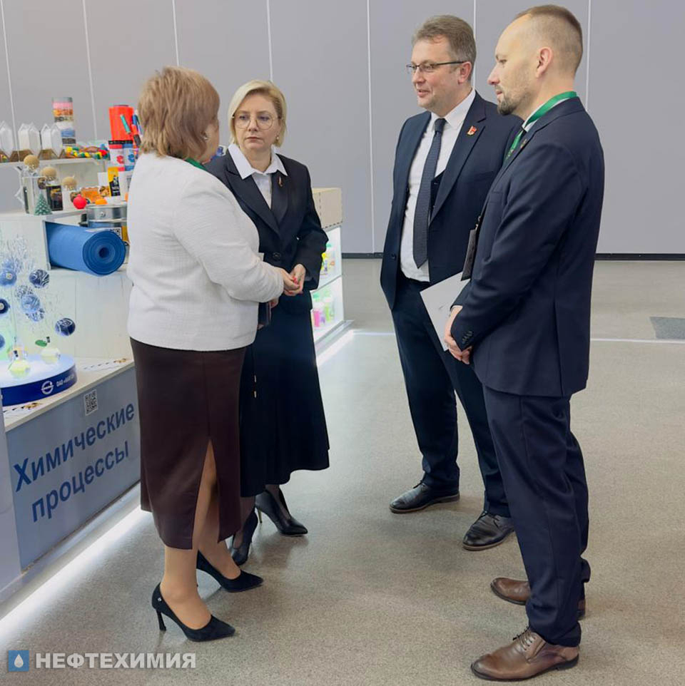 От добычи сырья до готовой продукции — для выставки «Моя Беларусь» концерн «Белнефтехим» подготовил уникальный стенд