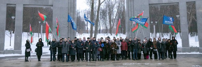 АВТОПРОБЕГ-ЭСТАФЕТА «25 ЛЕТ ОБЪЕДИНЯЯ ЛУЧШЕЕ»