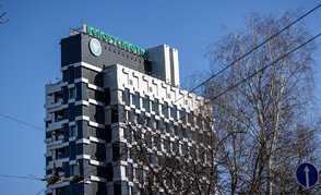 С коллективом «Белоруснефти» встретился Илья Икан