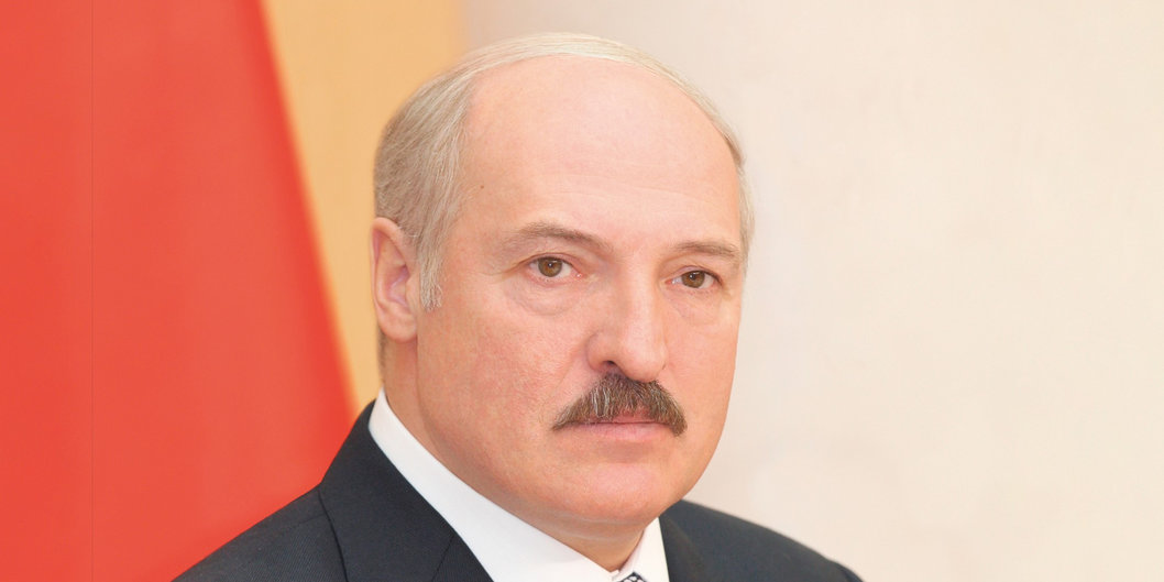 Президент Беларуси поздравил соотечественниц с Днем женщин