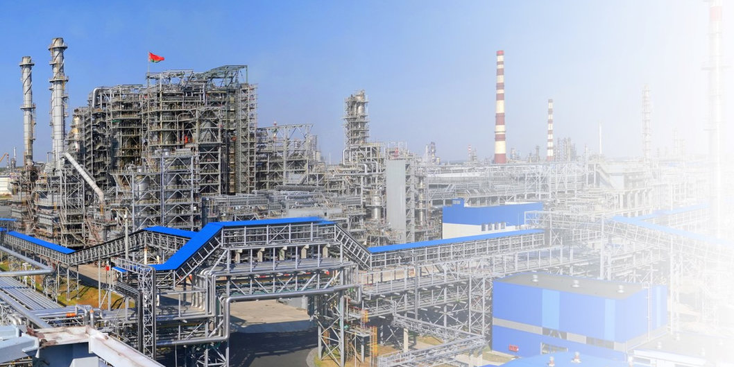 Президент Беларуси поздравил ОАО «Мозырский НПЗ» с 50-летием