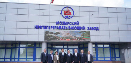 Мозырский НПЗ посетила делегация из Китая