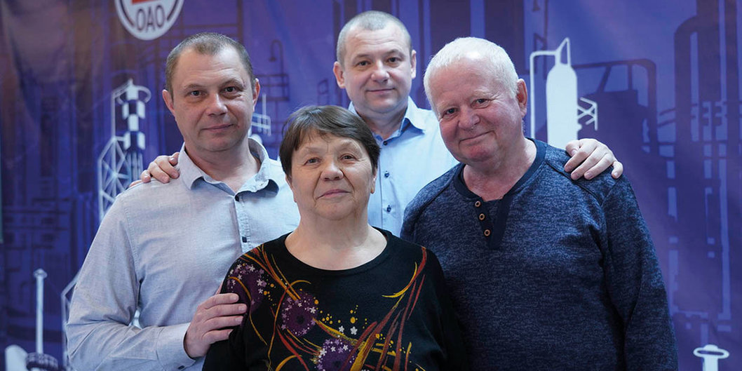 Рабочий стаж династии нефтепереработчиков Мишковых — 115 лет