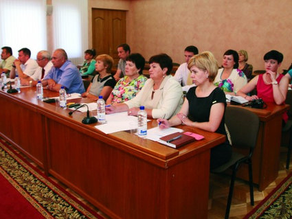 МИР. ТРУД. ДОСТОЙНАЯ ЗАРПЛАТА