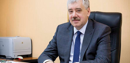 БОЛЬШИЕ ПЕРСПЕКТИВЫ: на вопросы журнала ответил генеральный директор ОАО «Гродно Азот» Игорь БОБЫРЬ