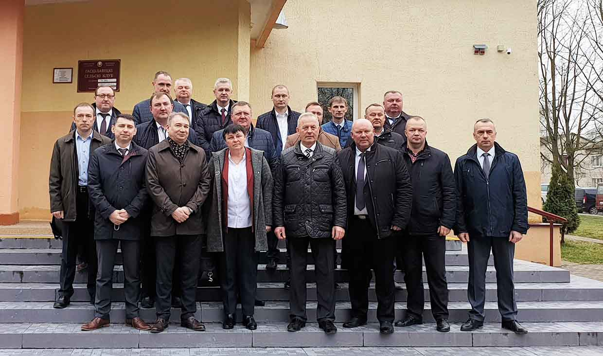 Участники семинара в СК Логойский