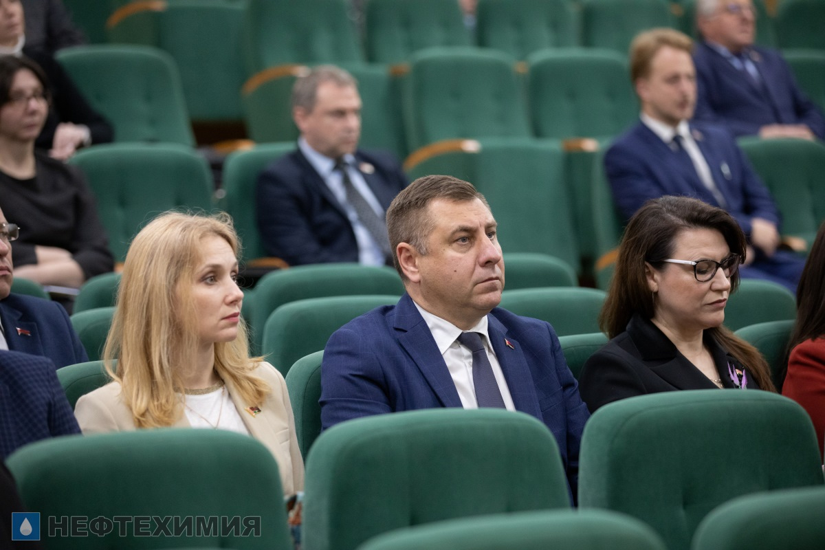 Лучшие идеологи нефтехимических предприятий удостоены отраслевых наград  