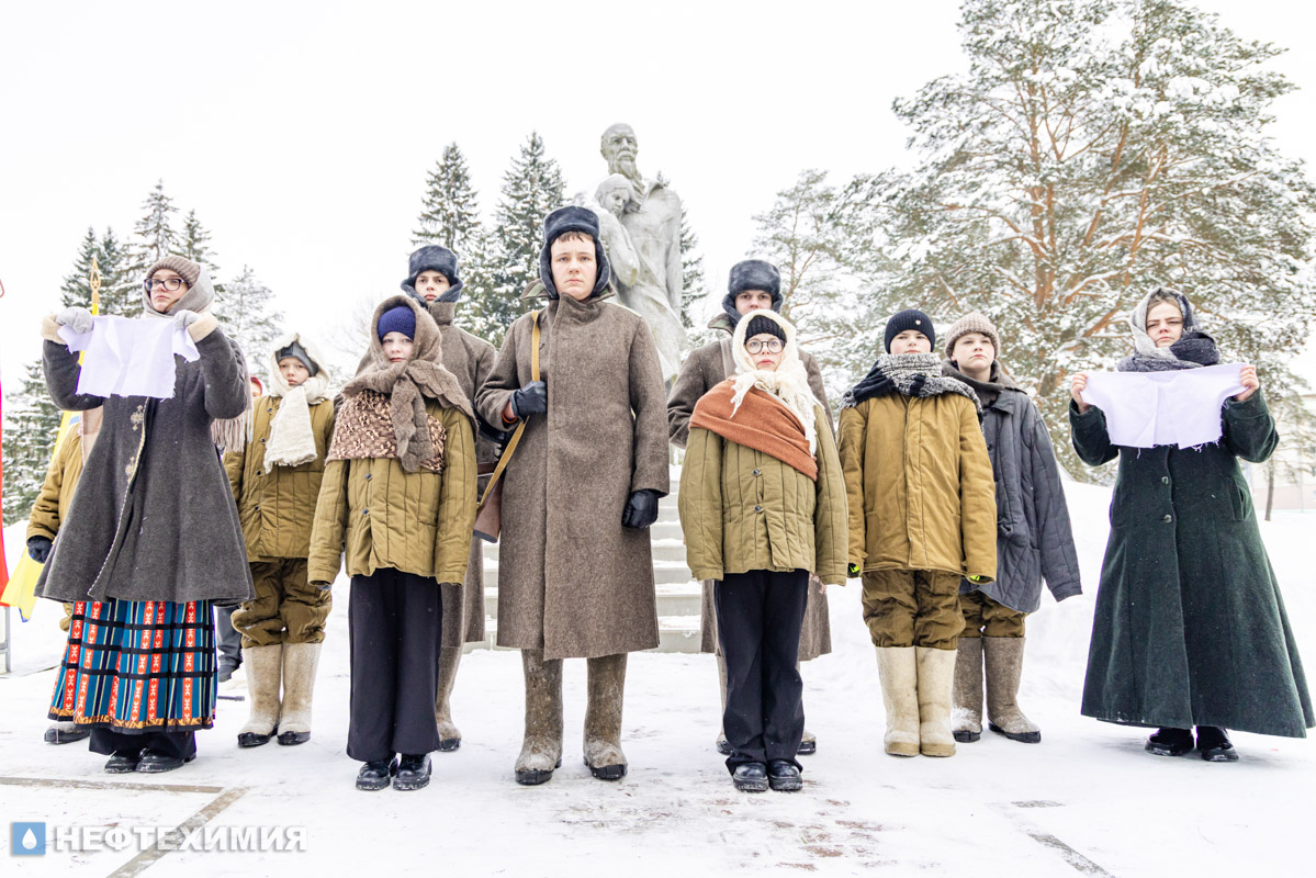 Нефтехимики почтили память жертв Освейской трагедии