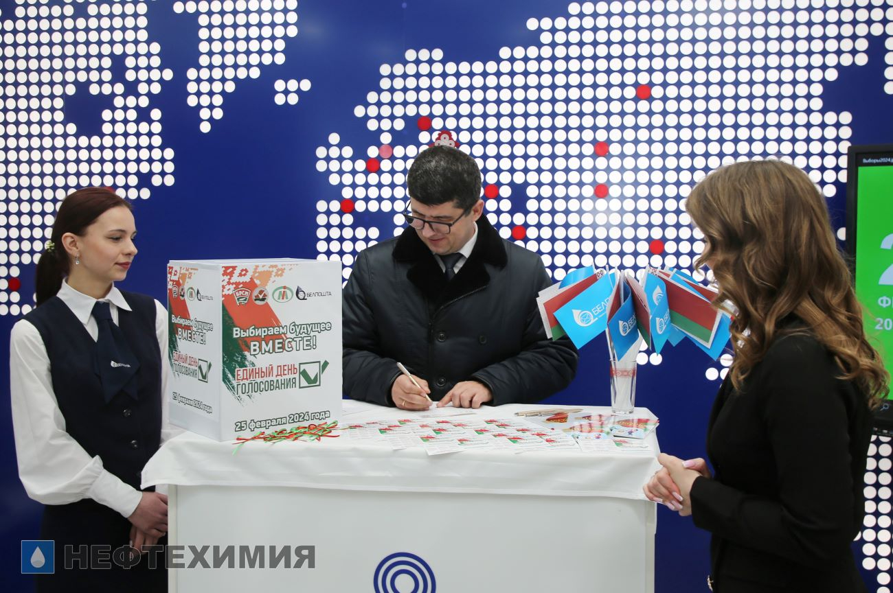 Помощник Президента — инспектор по Витебской области Сергей Левкович посетил ОАО «ПСВ»